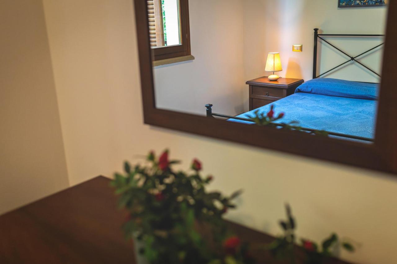 Matteo'S Apartments グアルディスタッロ エクステリア 写真